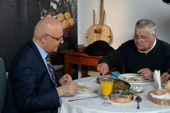 
    Raed Arafat a fost invitatul lui Mircea Dinescu, la Prima TV  