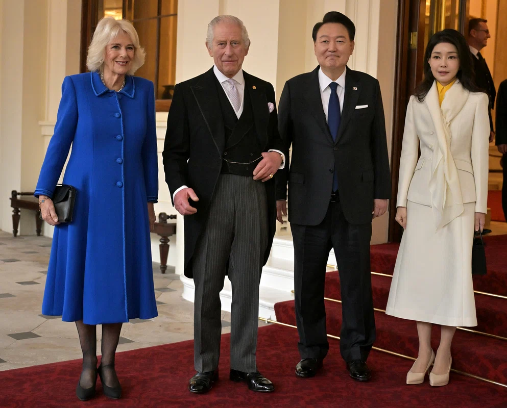 Regina Camilla și Regele Charles și-au luat la revedere de la președintele Republicii Coreea și de la Prima Doamnă