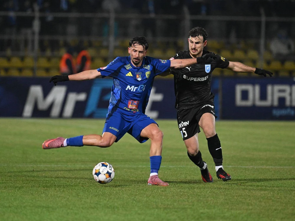 Craiova fuge, nimeni n-o ajunge. Oltenii văd titlul după o suferință de 35 de ani