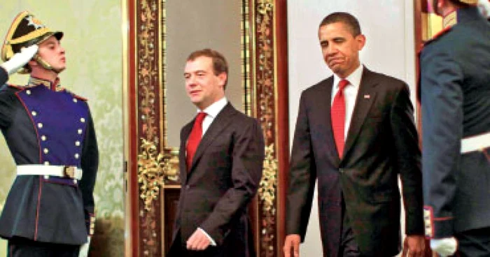 Obama dă primul test diplomatic în Rusia