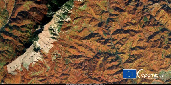 Parcul Buila - Vânturariţa suprins din satelit şi postat ca imaginea zilei de către Copernicus EU Foto Copernicus EU