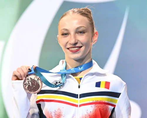 Ana Bărbosu cu medalia de bronz FOTO Profimedia 