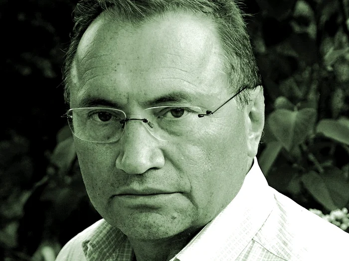 „Pessoa a şi trăit literatura“   interviu cu Dinu FLAMÂND jpeg