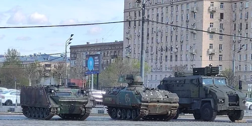 blindate pe strada moscova rusia FOTO X/@venik44