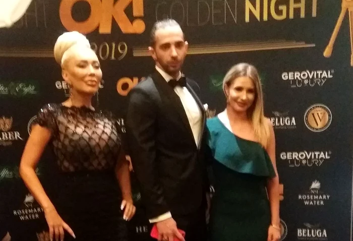 Cornel Oană a pozat alături de prietenele lui Brigitte, în cadrul unui eveniment mondenFoto: Click