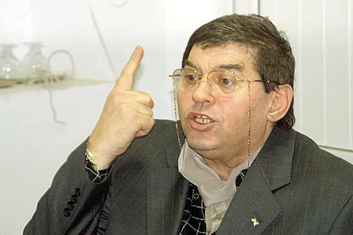 
    Mihail Vlasov  