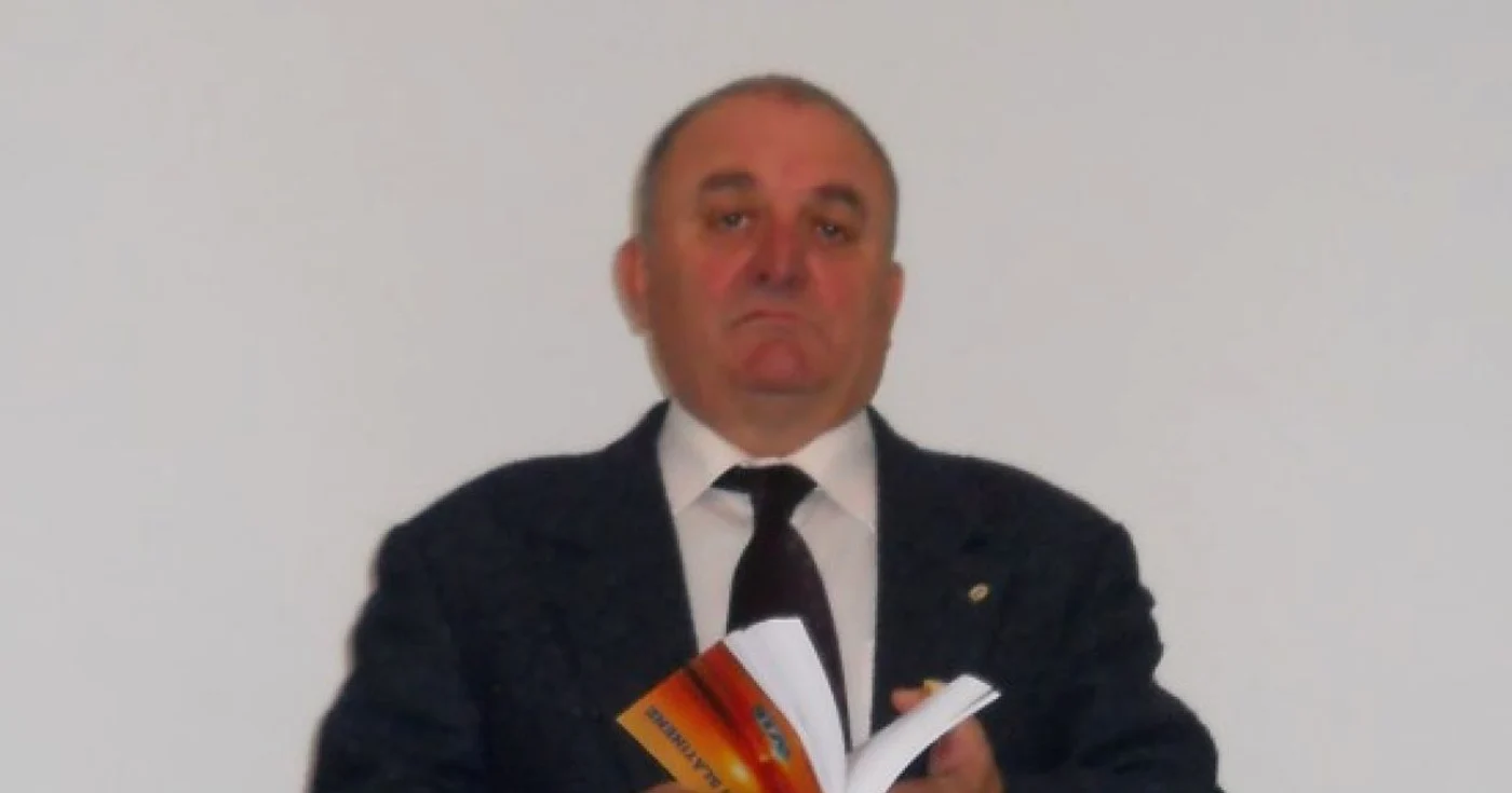 A format generaţii întregi de elevi