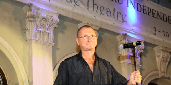 Spectacolul lui Horaţiu Mălăele de la Festivalul de teatru independent Constanţa Sursa foto FITIC