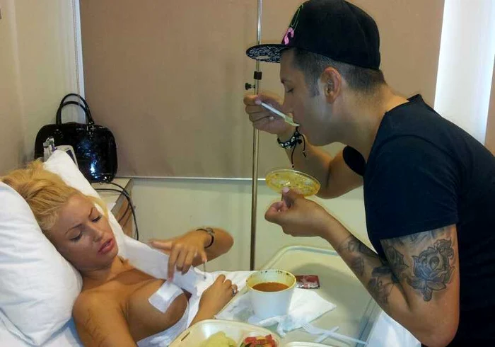 Loredana Chivu, imediat după operaţia la sâni, alături de Adrian Pescariu. (Foto: arhiva personală)