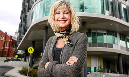 baza olivia newton john copy jpeg