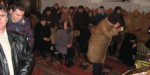 Bătrâna a a ajuns de la Biserică la morgă