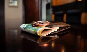 banknote 1396351 1280 jpg