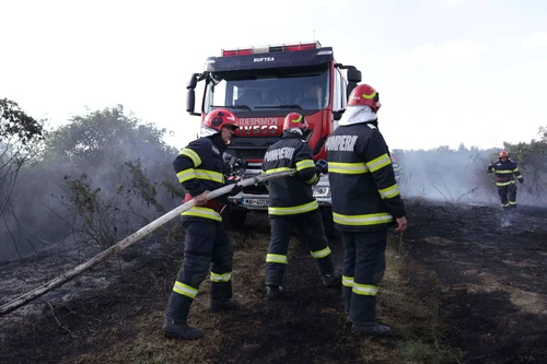 INCENDIU DRAGOMIRESTI VALE IF013 INQUAM Photos Octav Ganea jpg