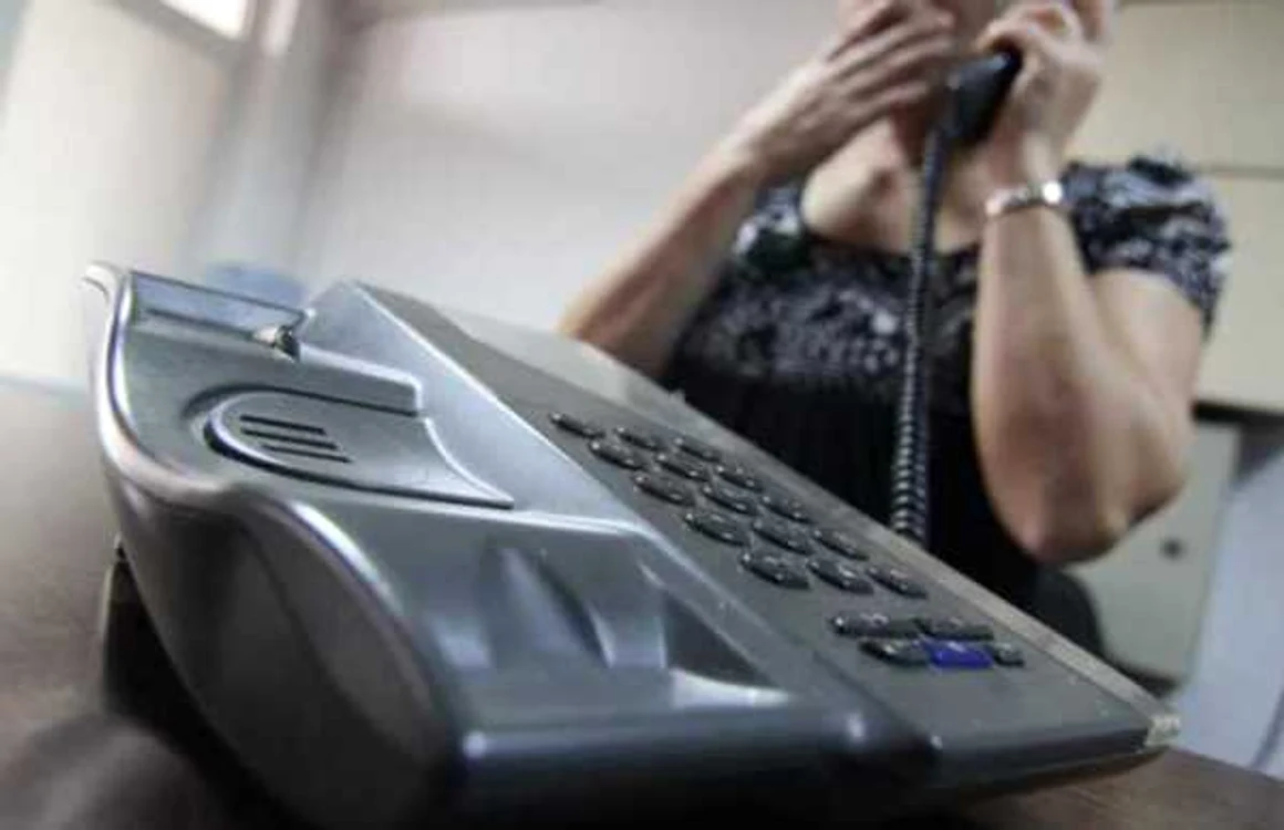 Infractorii profită de credulitatea victimelor pe care le contactează telefonic FOTO Adevărul.ro