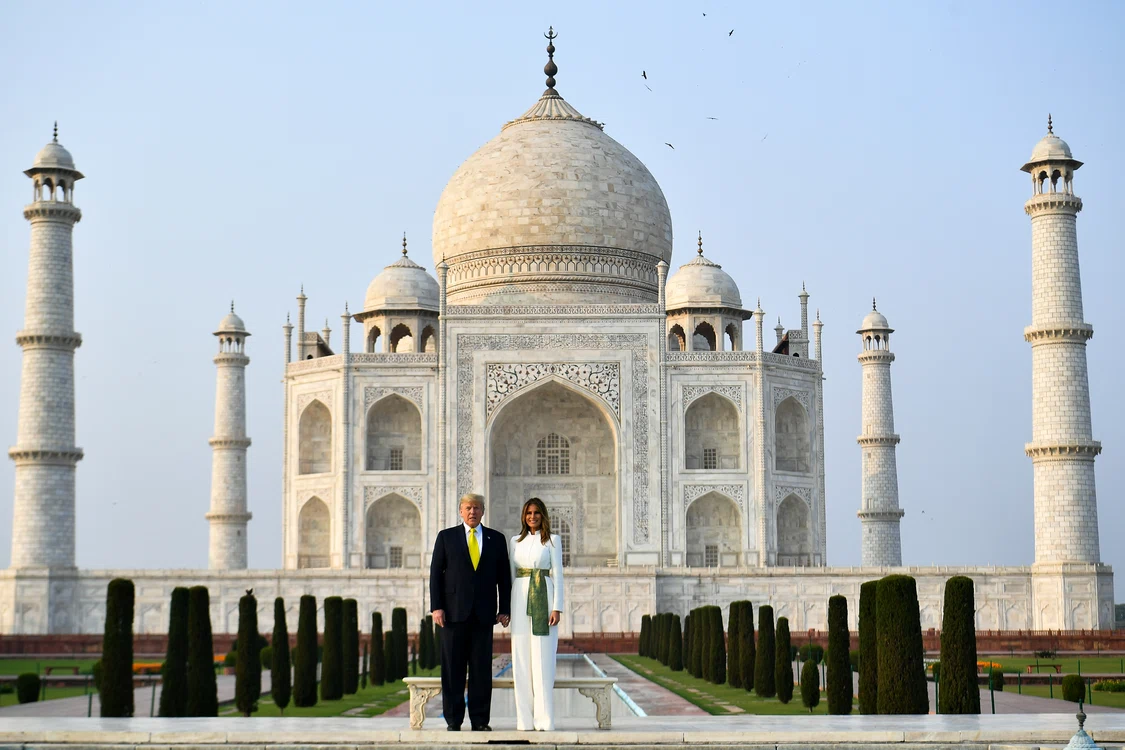 Donald Trump şi Melania au păşit pentru prima dată în india, iar Melania a oferit o lecţie de stil Foto:AFP