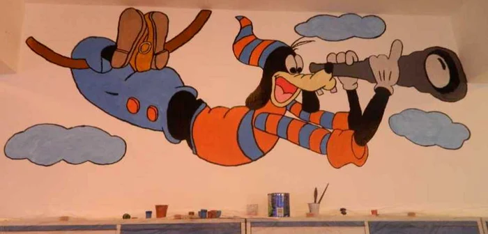 Personajele Disney sunt pe pereţii grădiniţei