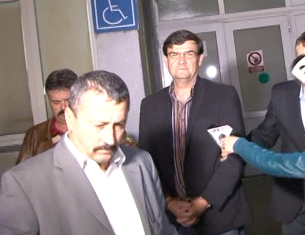 Marin Condescu, preşedintele clubului de fotbal Pandurii Târgu Jiu, va fi prezentat mâine cu propunere de arestare preventivă pe 29 de zile
