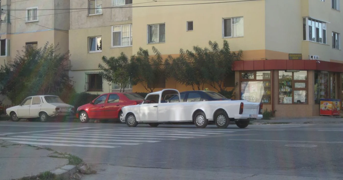 Modele inedite de Trabant vor putea fi văzute în acest week-end pe străzile oraşului. Foto: Bogdan Nistor