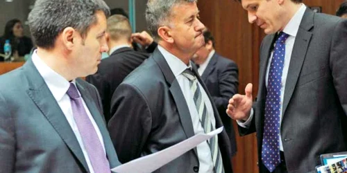 Ministrul Igaş şi chestorul Tutilescu discută cu Ole Schroder, secretarul de stat german  de Interne