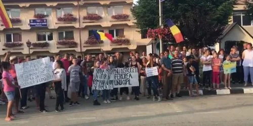 5d0e606e892c0bb0c6ac2c25 jpg