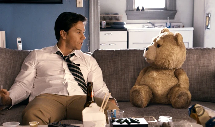 Pelicula „Ted“, cu Mark Wahlberg în rolul principal, are în total şapte nominalizări FOTO Outnow.ch