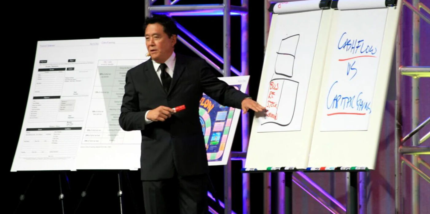 Robert Kiyosaki avertizează că zece state din SUA se prăbușesc FOTO Arhivă