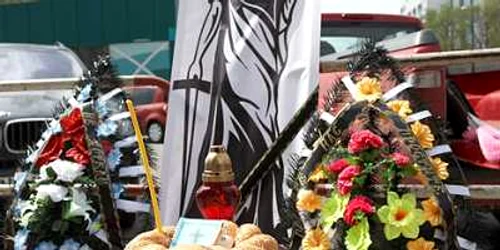 Au venit cu sicriul la CSJ pentru a protesta