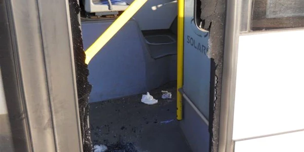 Autobuz vandalizat la Oradea