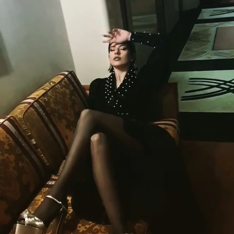 
    Lidia Buble și Răzvan Simion, alături de finii loriFoto: Instagram  