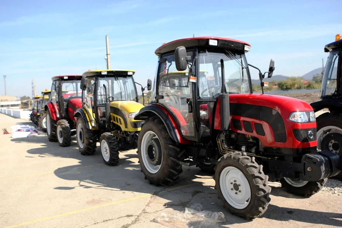 Tractoarele de dimensiuni medii sunt preferatele agricultorilor care deţin parcele mici