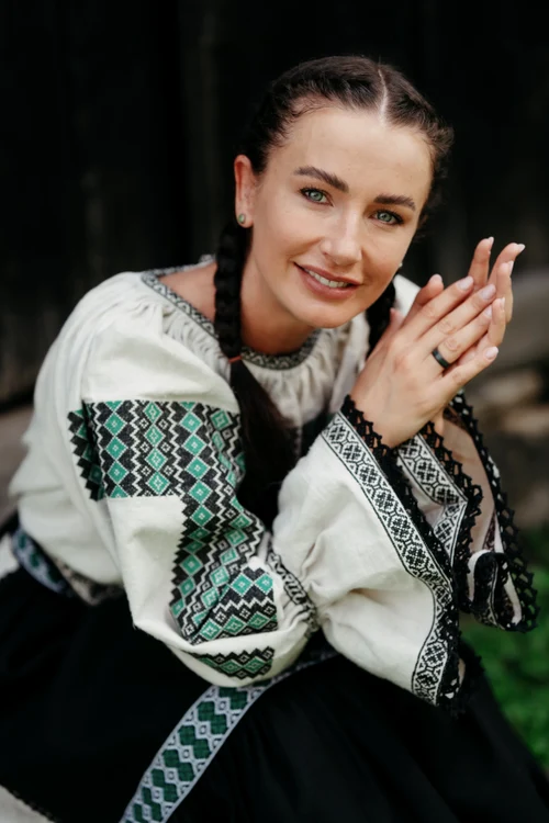Paula Hriscu 1 jpg