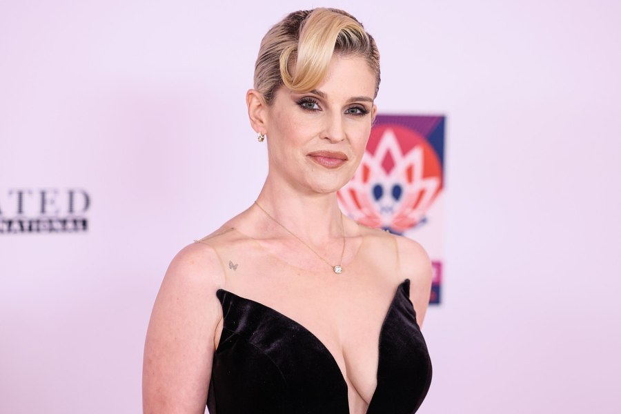 Kelly Osbourne i-a șocat pe fani cu ultima sa apariție: „Fața ei e complet diferită”. Vedeta recunoaște că a luat Ozempic
