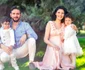 Ramona Păuleanu și Adrian Cuculis, alături de gemenii Alexandra și Luca Foto: Facebook