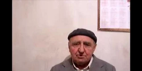 5ab78eb7df52022f75001f7a jpg