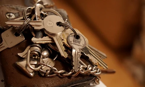 keychain 2914860 1280 jpg