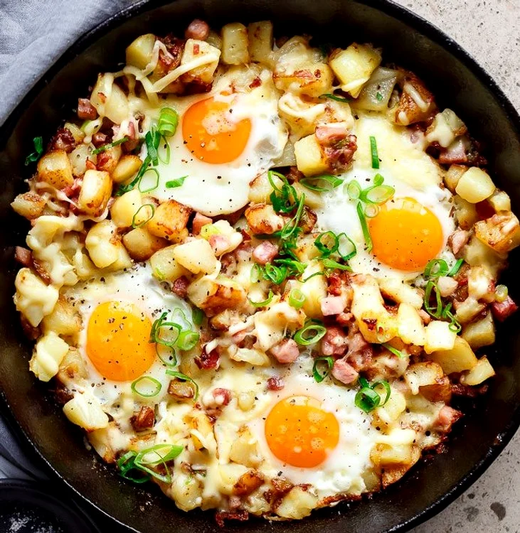 Omleta cu branza si bacon jpeg