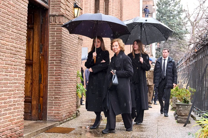 Regina Sofia cu Leonor și Infanta Sofia profimedia 1067275170 jpg