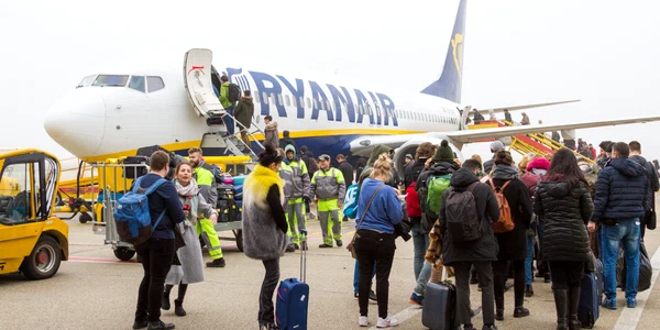 avion ryanair Shutterstock