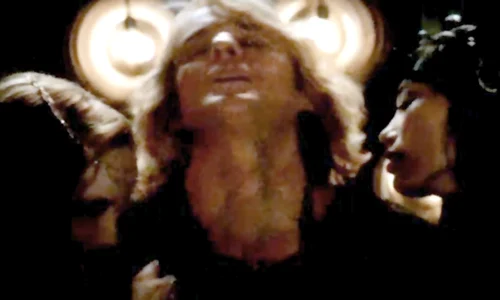 2016 – “Zoolander 2” Se sărută cu actorul  Owen Wilson jpeg