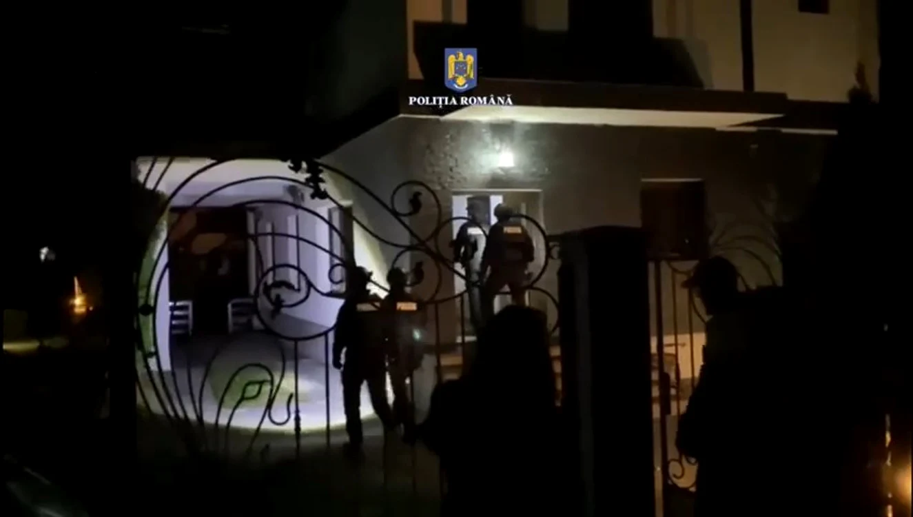 Poliţiştii din Dâmboviţa a făcut percheziții la constructorii evazioniști FOTO IPJ DB