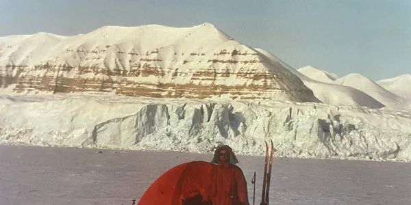 doctor Mircea Cotolan in Spitzbergen foto arhiva personala (3) jpg