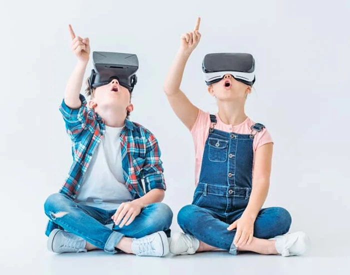 Sunt curioşi,  deschişi spre  tot ce e nou