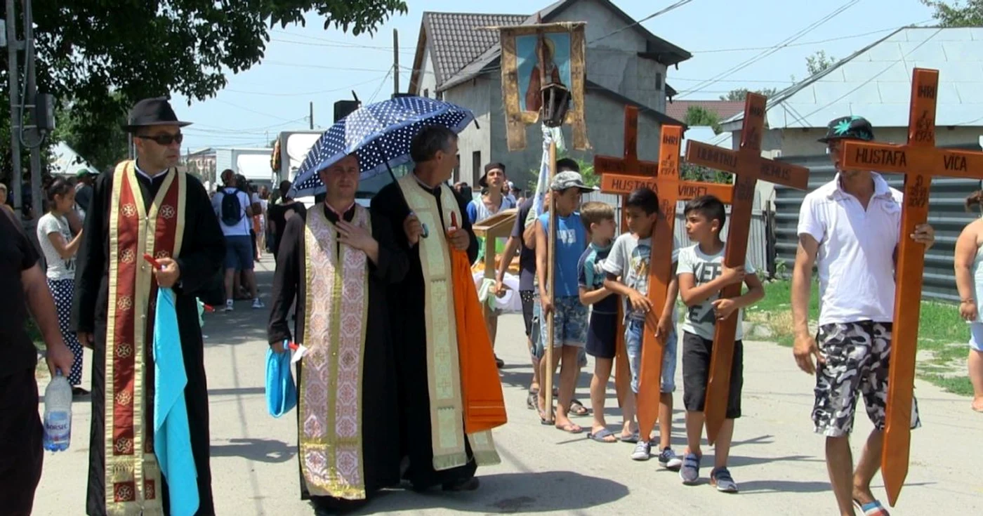 inmormantare romi