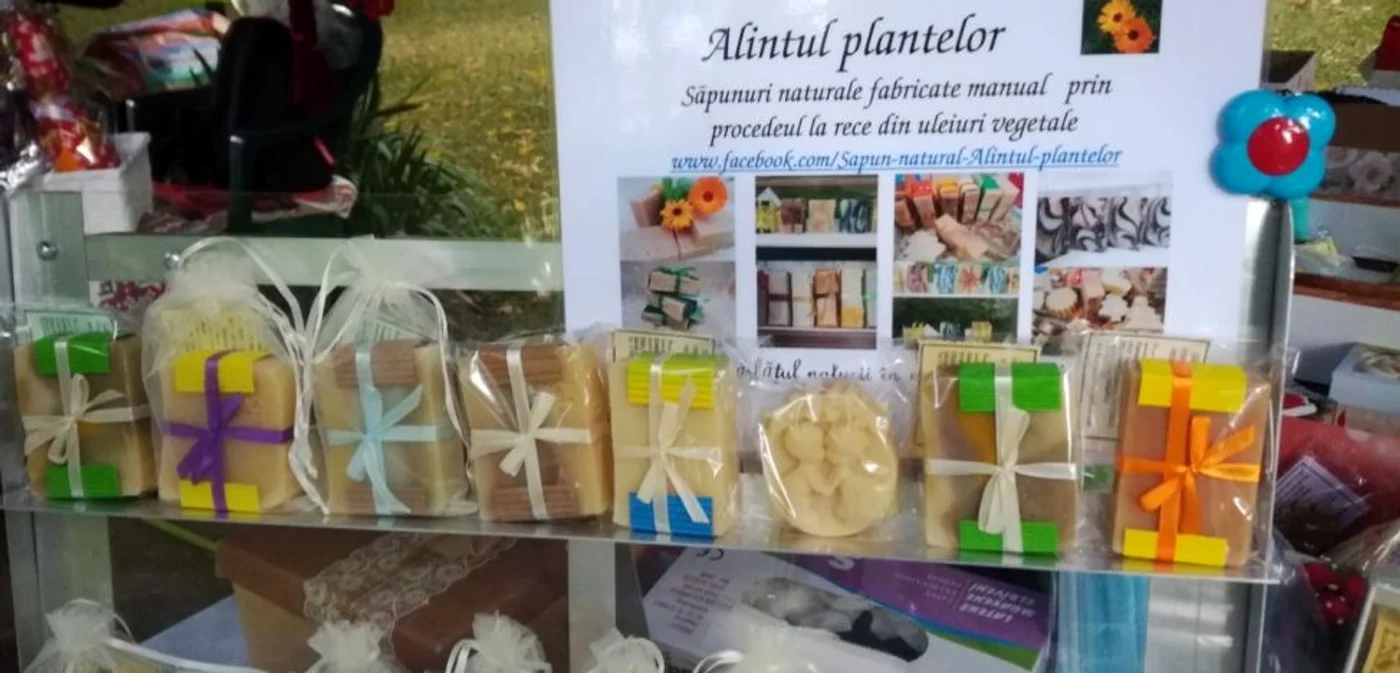 Săpunuri naturale „Alintul plantelor” realizate de o ingineră chimistă din Vâlcea - Cristinela Pecingine Foto Daci Stoica