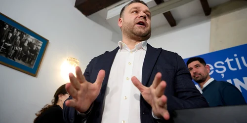 Ciprian Ciucu Foto Inquam Photo    Codrin Unici (1) jpg