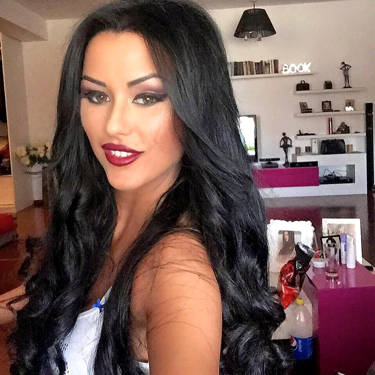 Daniela Crudu şi-a incitat fanii cu o poza provocatoareFoto: arhiva personală