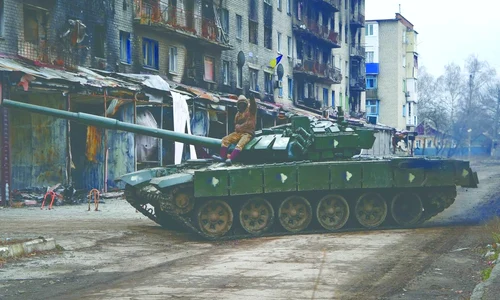 Războiul din Ucraina a afectat enorm populația civilă. Luptele purtate în zonele urbane au dus la distrugerea multor orașe ucrainene (foto: Getty Images)