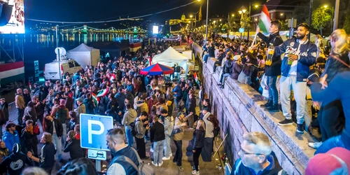 Budapesta, în sărbătoare după un vot istoric FOTO AFP