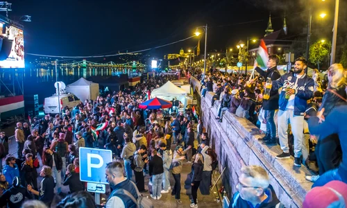 Budapesta, în sărbătoare după un vot istoric FOTO AFP