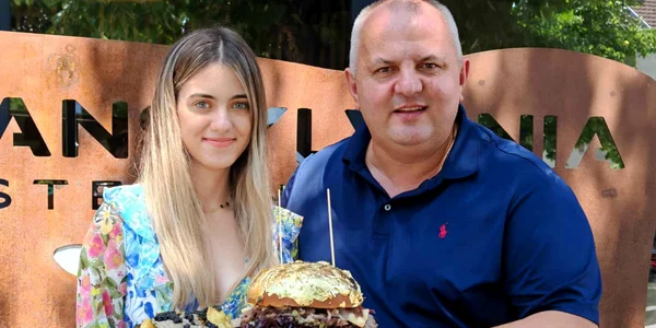 avram gal si amalia jpg